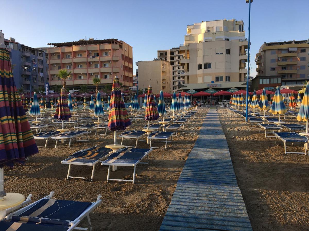 Spacious 2 Bedroom Apartment In Durres Beach المظهر الخارجي الصورة