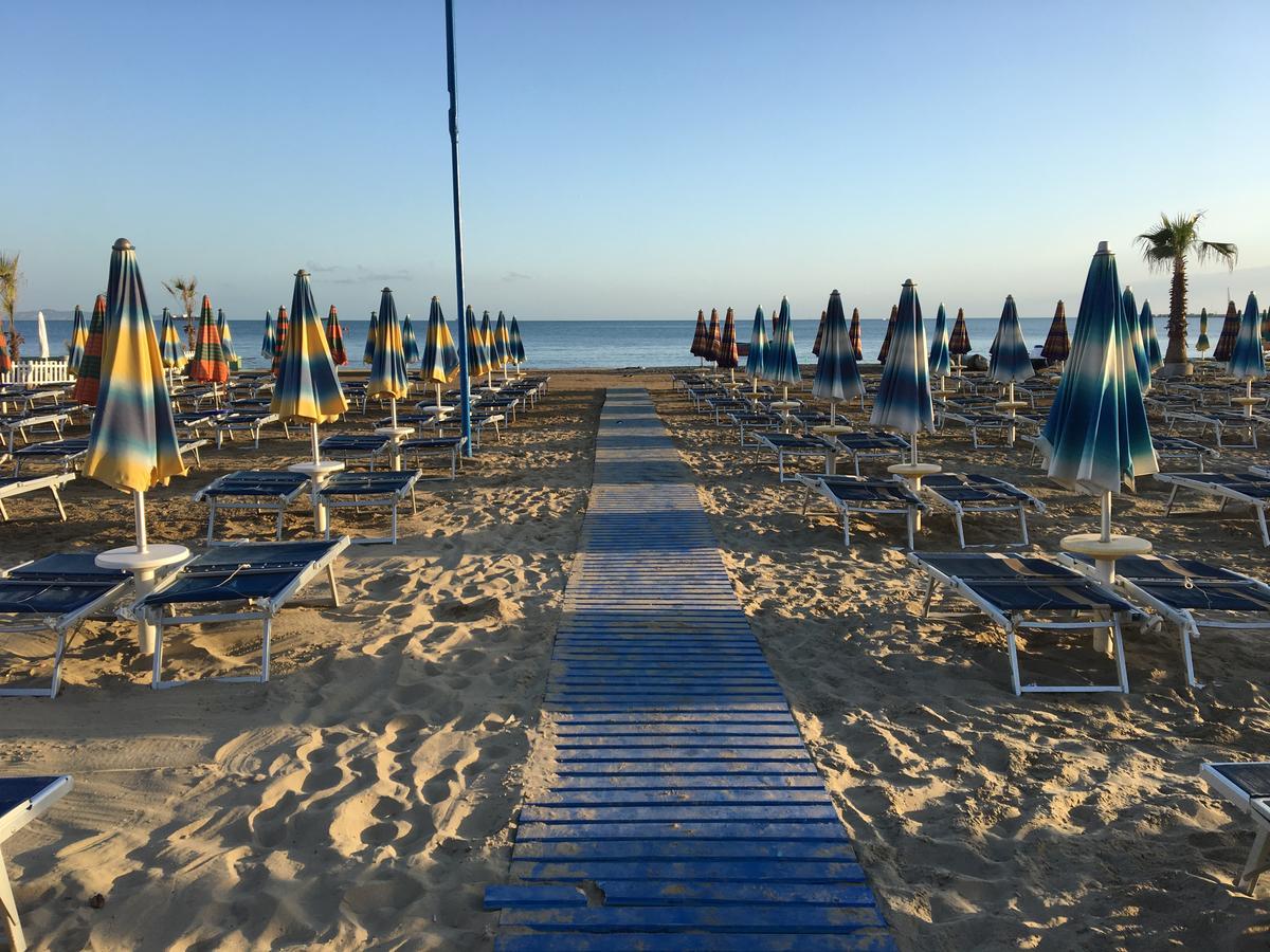 Spacious 2 Bedroom Apartment In Durres Beach المظهر الخارجي الصورة